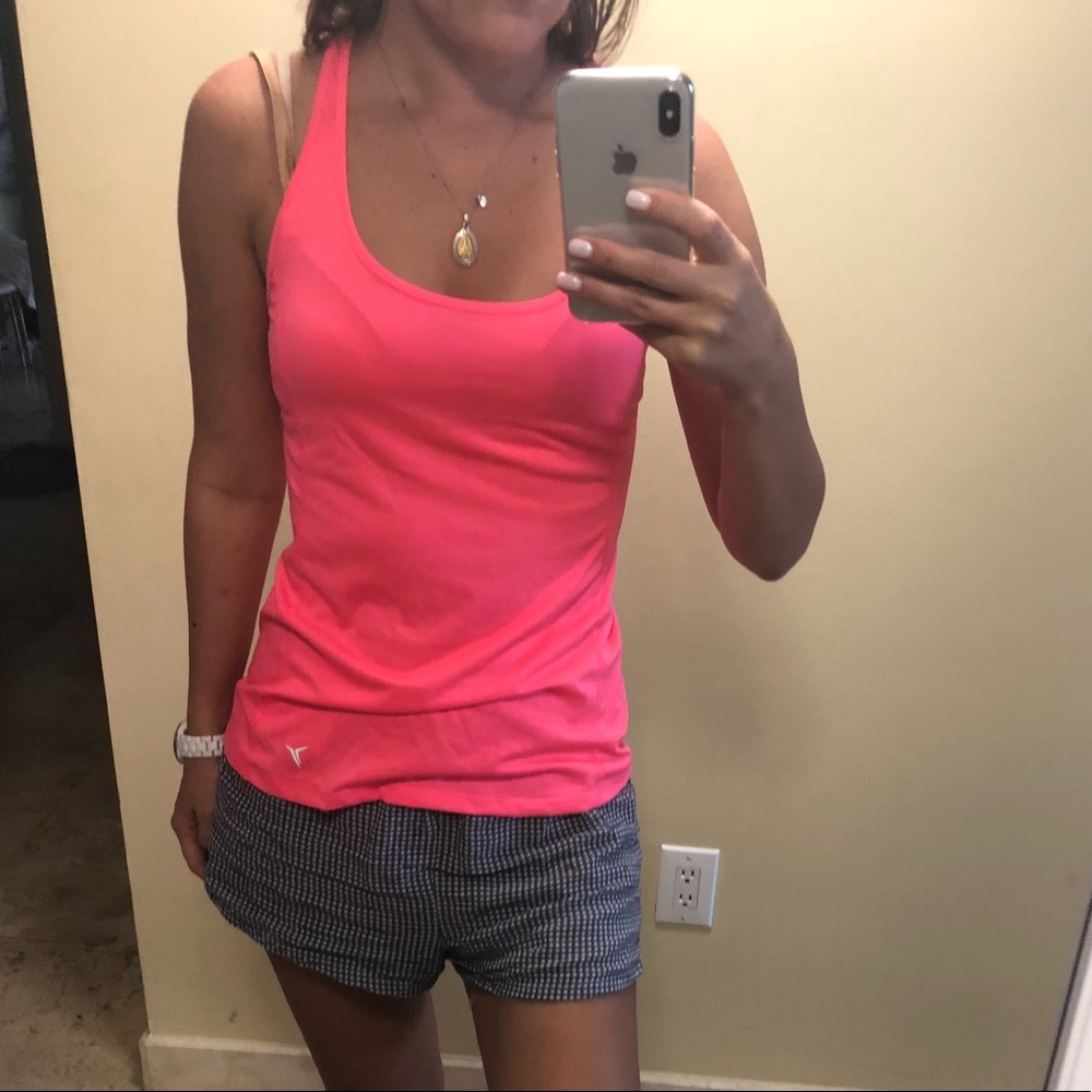 Neon pink tank - Picture 6 of 7